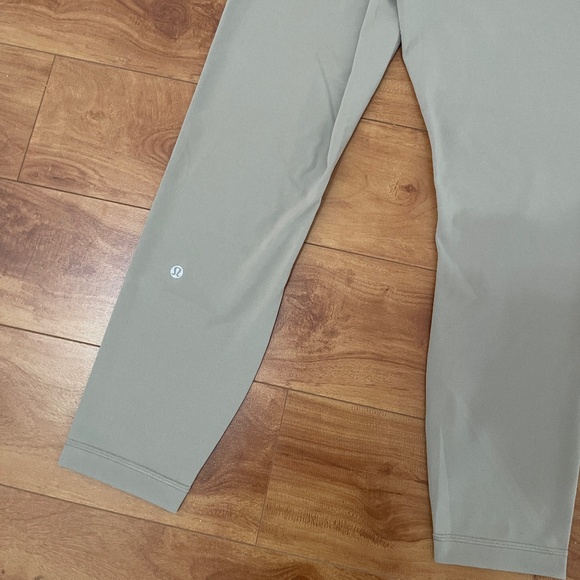 Lululemon Women Wunder Train High Rise Tight Legging Size 12 New With Tag - Picture 3 of 8